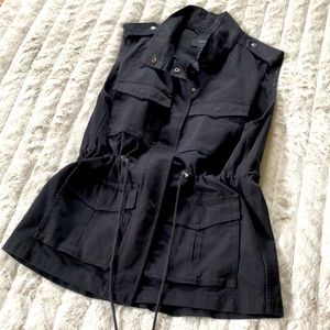 Aritzia Talula Yerwood utility vest‎